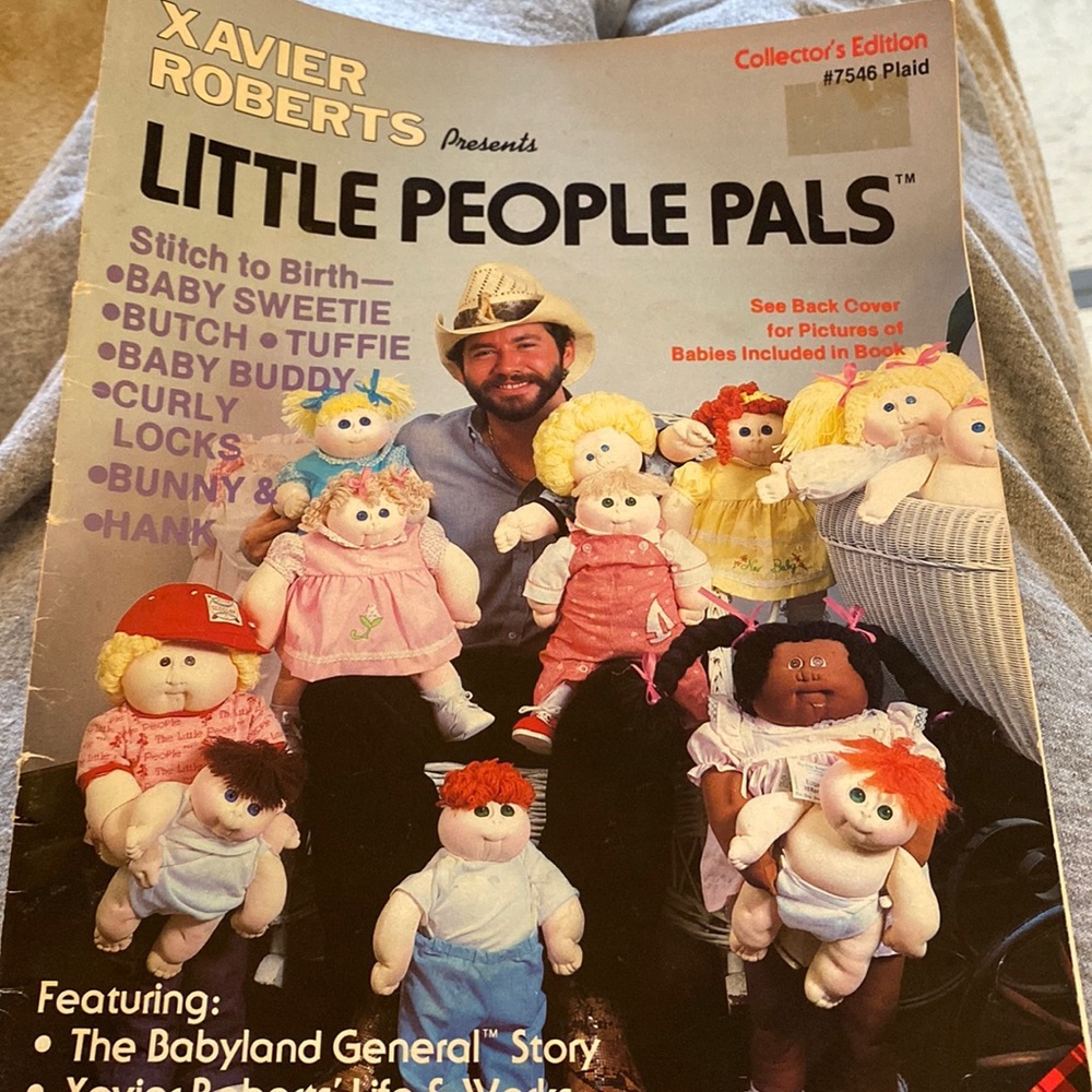 Xavier Roberts Presents Little People Pals Collectors Edition #7546